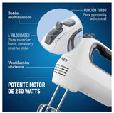 Batidora manual blanca 6 velocidades Oster #10138.