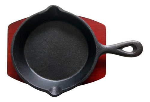 Sartén de hierro fundido con base de madera 5.5" #223118