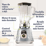 Licuadora clásica Oster® cromada #10357